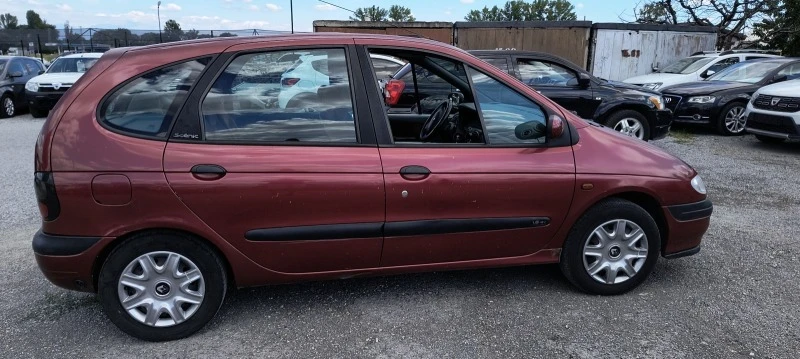 Renault Scenic 1.6 16v. Газ, снимка 7 - Автомобили и джипове - 47247315