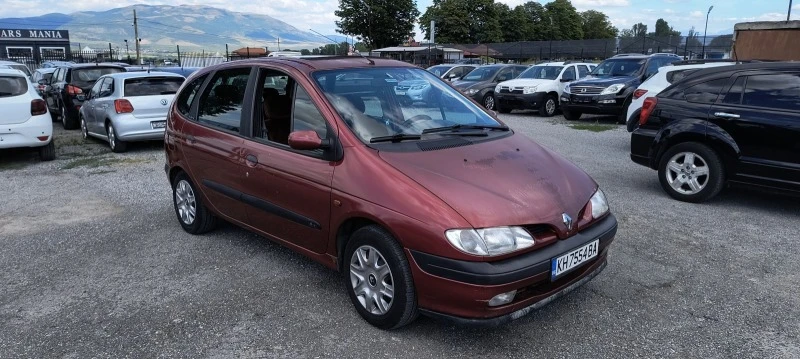 Renault Scenic 1.6 16v. Газ, снимка 2 - Автомобили и джипове - 47727505