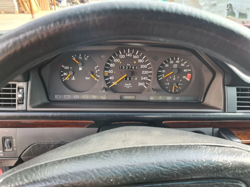 Mercedes-Benz 124 E 280, снимка 11 - Автомобили и джипове - 47817980