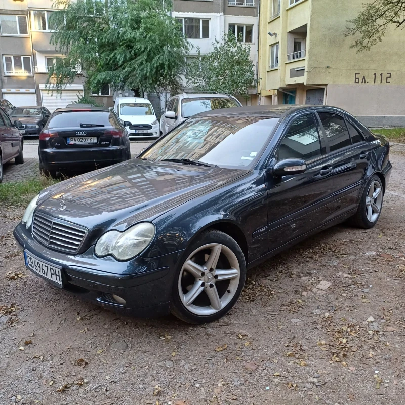 Mercedes-Benz C 200 2.2, снимка 3 - Автомобили и джипове - 47727382