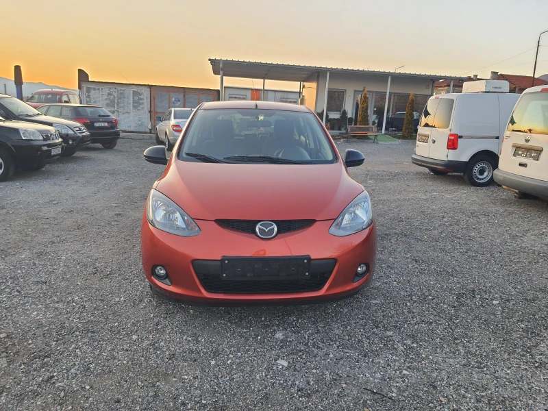 Mazda 2 1.3i, снимка 2 - Автомобили и джипове - 49094778