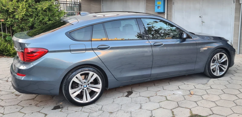 BMW 5 Gran Turismo 530d xDrive Panorama, снимка 2 - Автомобили и джипове - 51490462