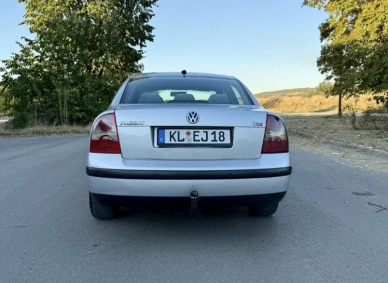 VW Passat 1.9, снимка 8 - Автомобили и джипове - 52688063