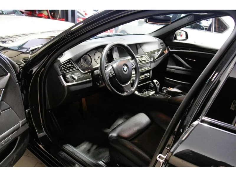 BMW 550 * 550i xDrive * CARFAX * ЦЕНА ДО БГ, снимка 4 - Автомобили и джипове - 52827917