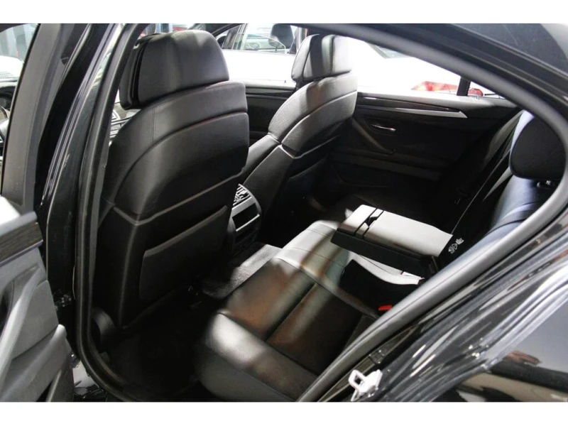 BMW 550 * 550i xDrive * CARFAX * ЦЕНА ДО БГ, снимка 5 - Автомобили и джипове - 52827917