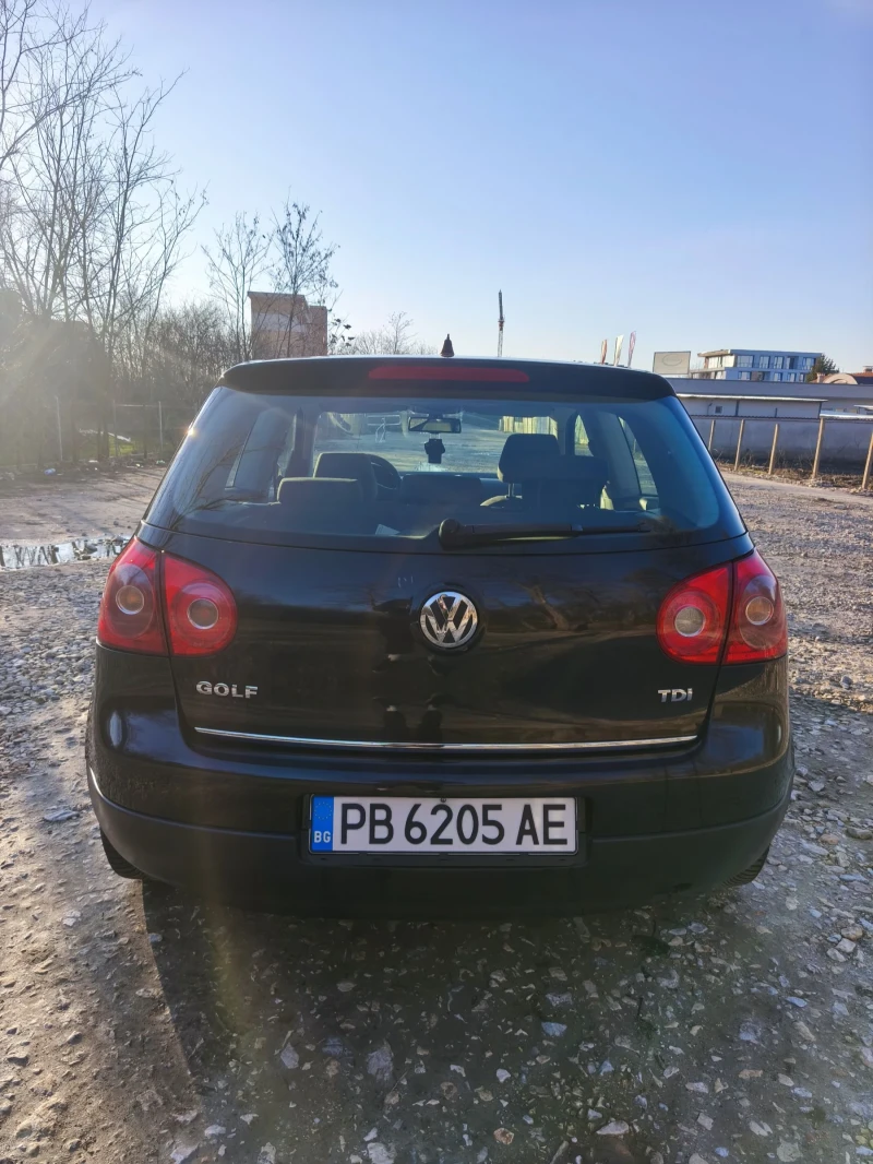 VW Golf 1.9 TDI 105 к.с., снимка 6 - Автомобили и джипове - 52914263