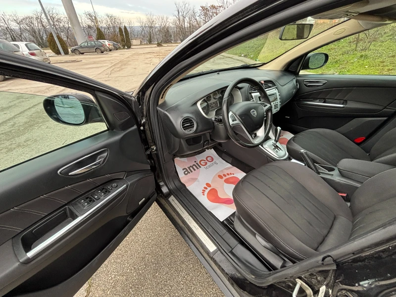 Lancia Delta 1.6 MULTIJET, снимка 9 - Автомобили и джипове - 53274150