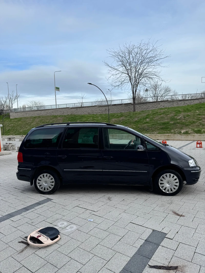 VW Sharan, снимка 2 - Автомобили и джипове - 53596781