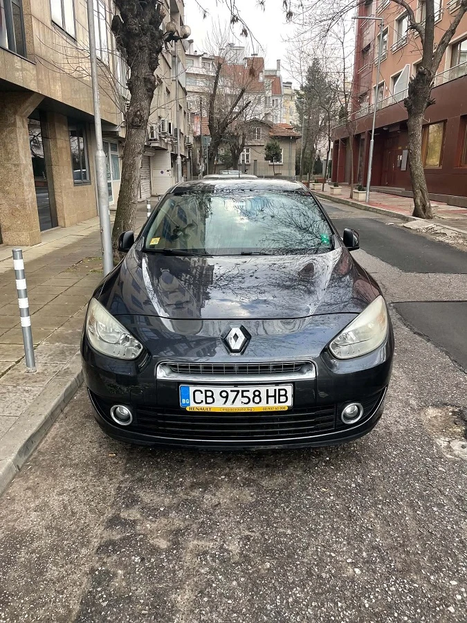 Renault Fluence, снимка 2 - Автомобили и джипове - 54566334