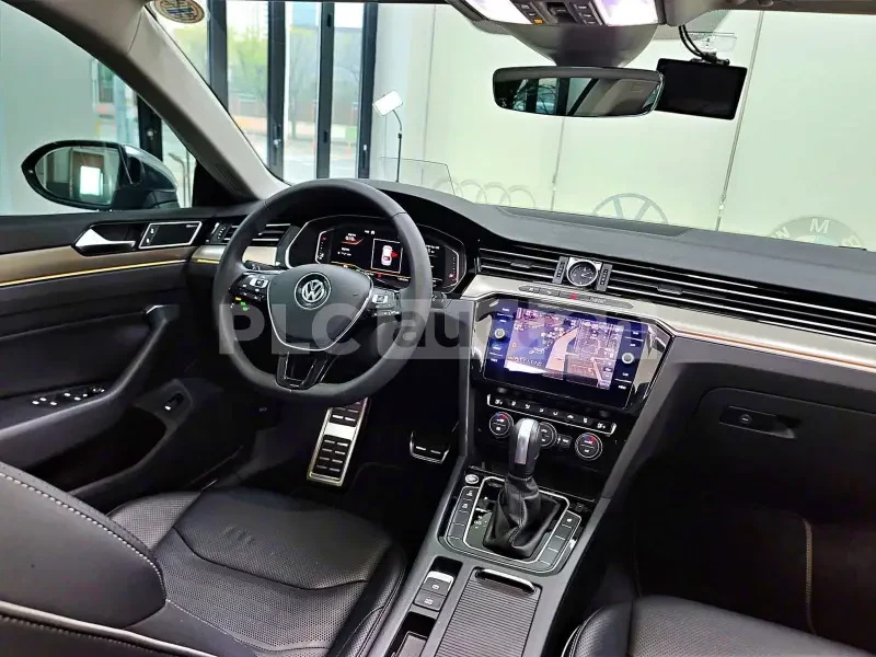 VW Arteon 2.0TDI| 360| HUD| ОБДУХВАНЕ| DISTRONIC| ВКЛ.ТЕХНОТ, снимка 2 - Автомобили и джипове - 54683126