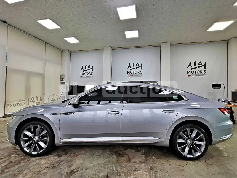 VW Arteon 2.0TDI| 360| HUD| ОБДУХВАНЕ| DISTRONIC| ВКЛ.ТЕХНОТ, снимка 12 - Автомобили и джипове - 54683126