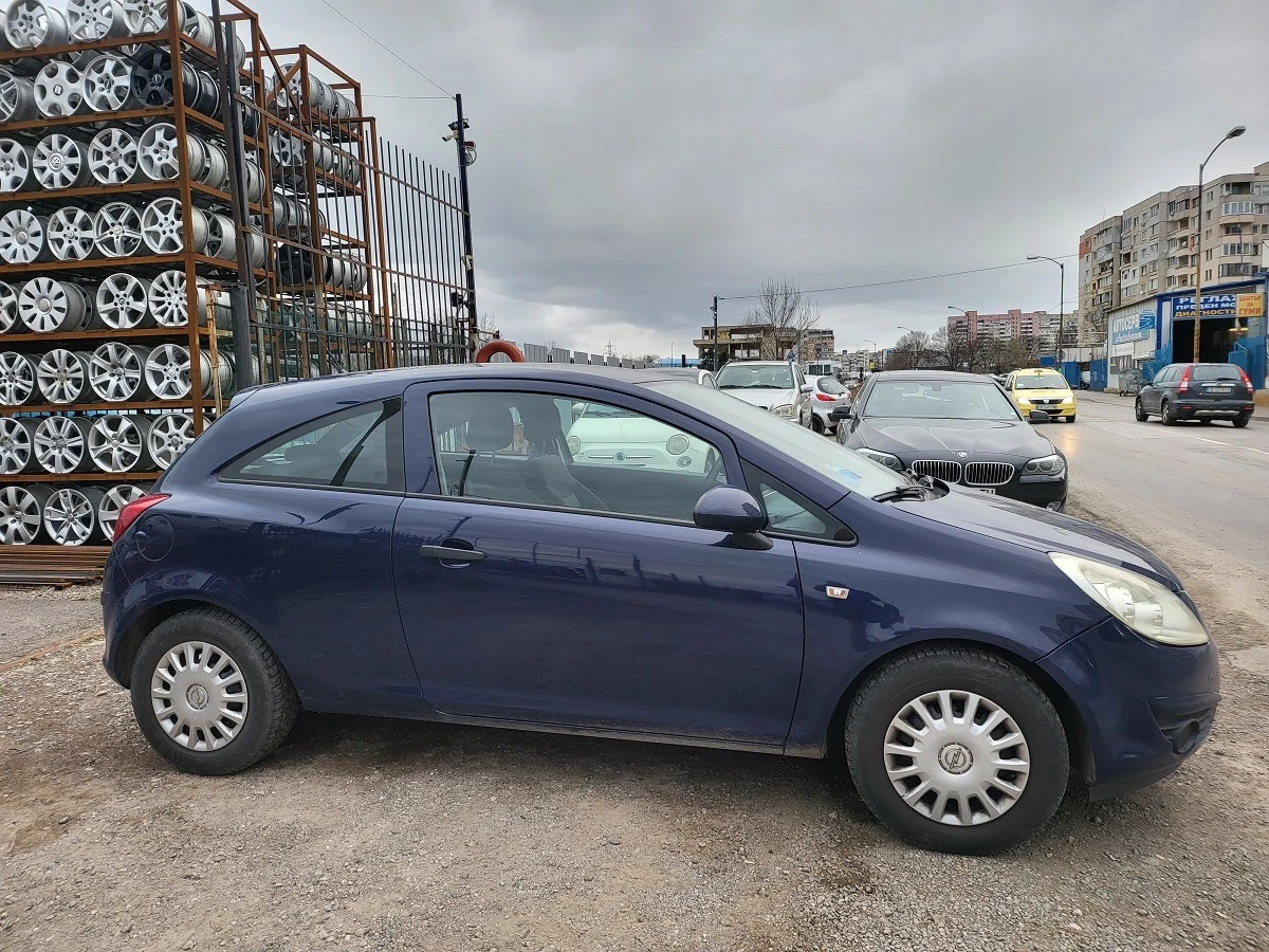 Opel Corsa 1.2 Газ/фабрична - изображение 4