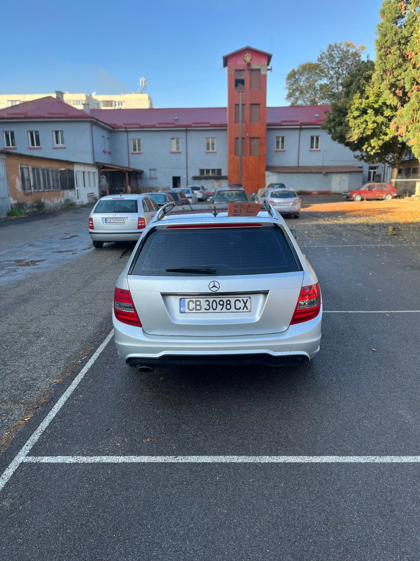 Mercedes-Benz C 250 Mercedes C Class 2012  Колата е в много добро техн - изображение 5