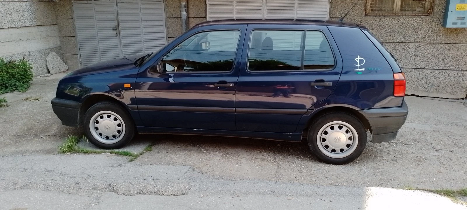 VW Golf III Pink Floyd - изображение 3