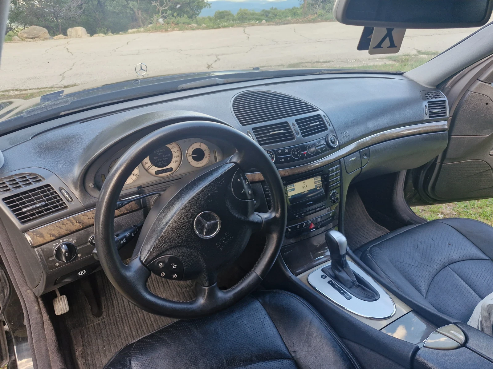 Mercedes-Benz 220 W 211 Avangarde - изображение 8