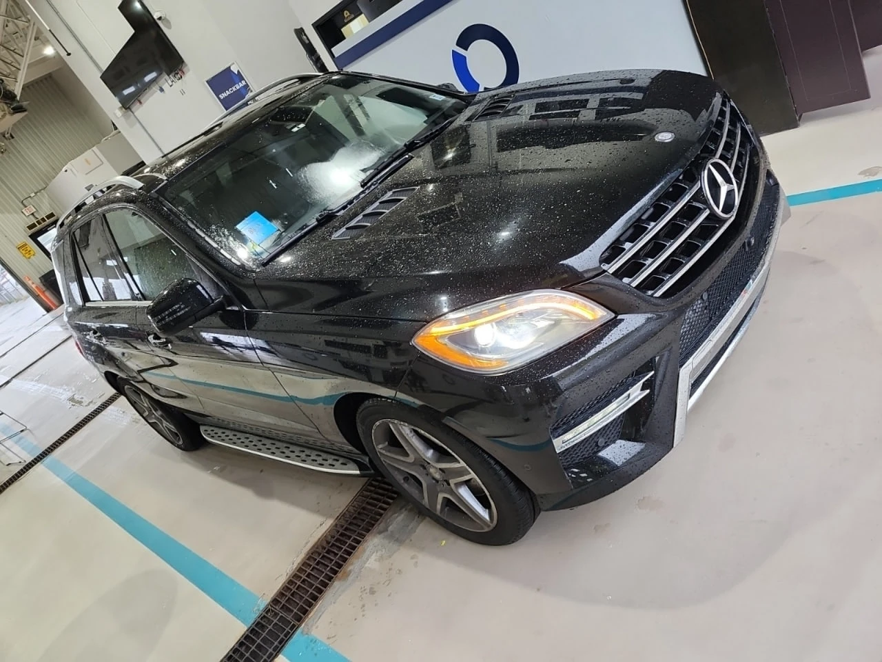 Mercedes-Benz ML 550 AWD * CARFAX * АвтоКредит * Цена до България*  - изображение 2