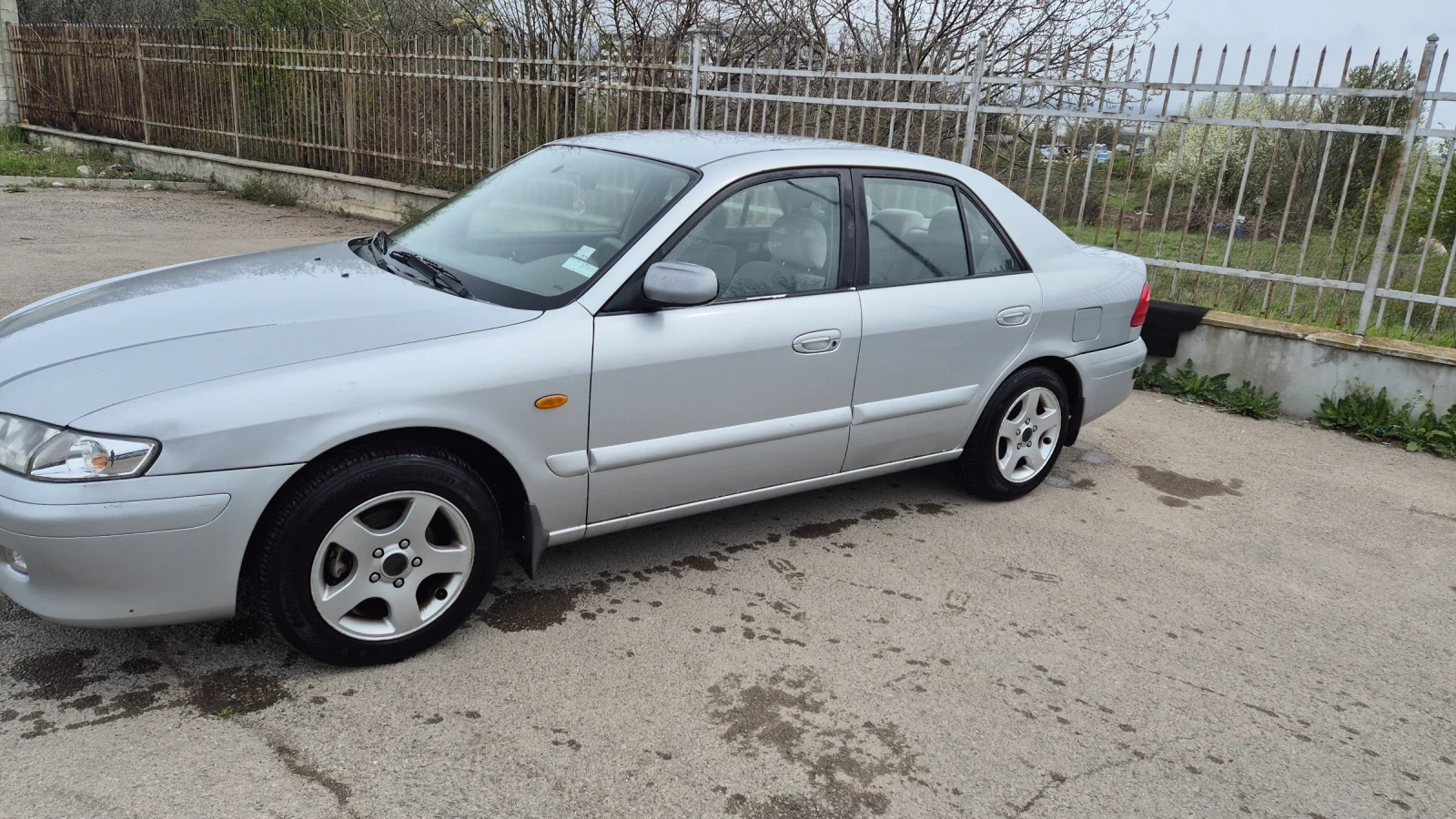 Mazda 626  - изображение 7