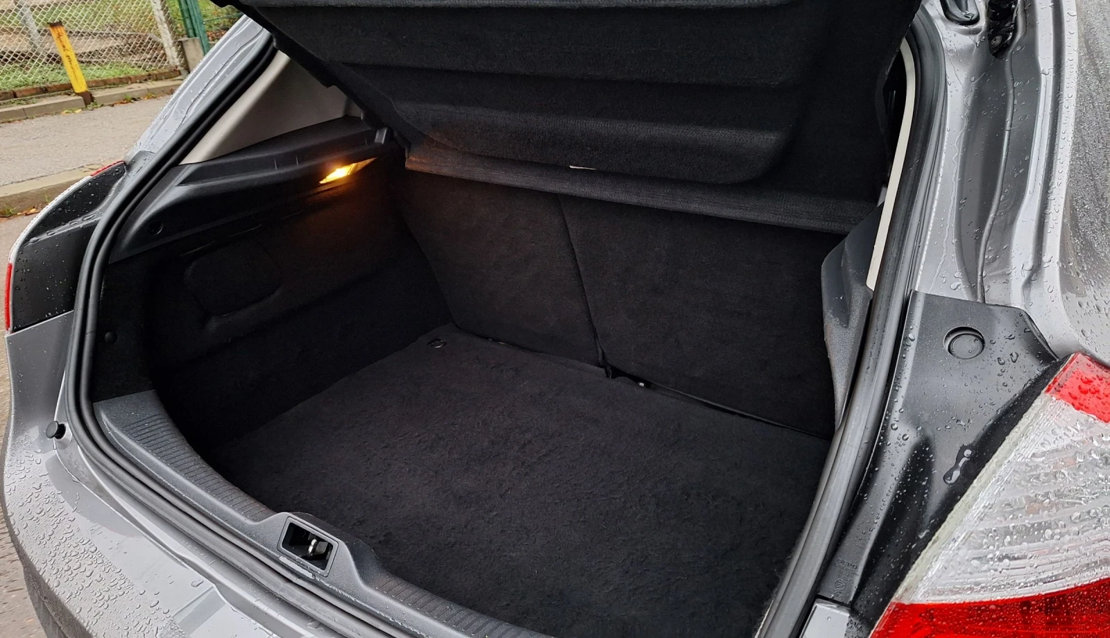 Renault Megane Renault Megan 1.6i бензин 2009г. 6скорости, 110к.с - изображение 7