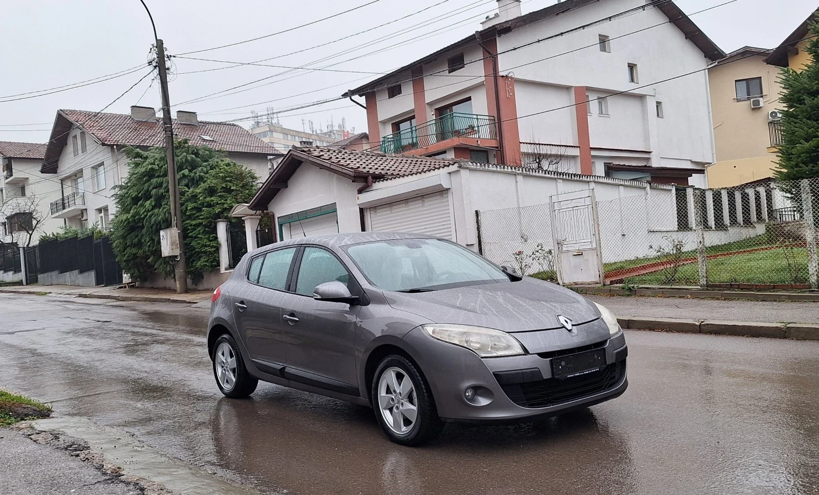 Renault Megane Renault Megan 1.6i бензин 2009г. 6скорости, 110к.с - изображение 4
