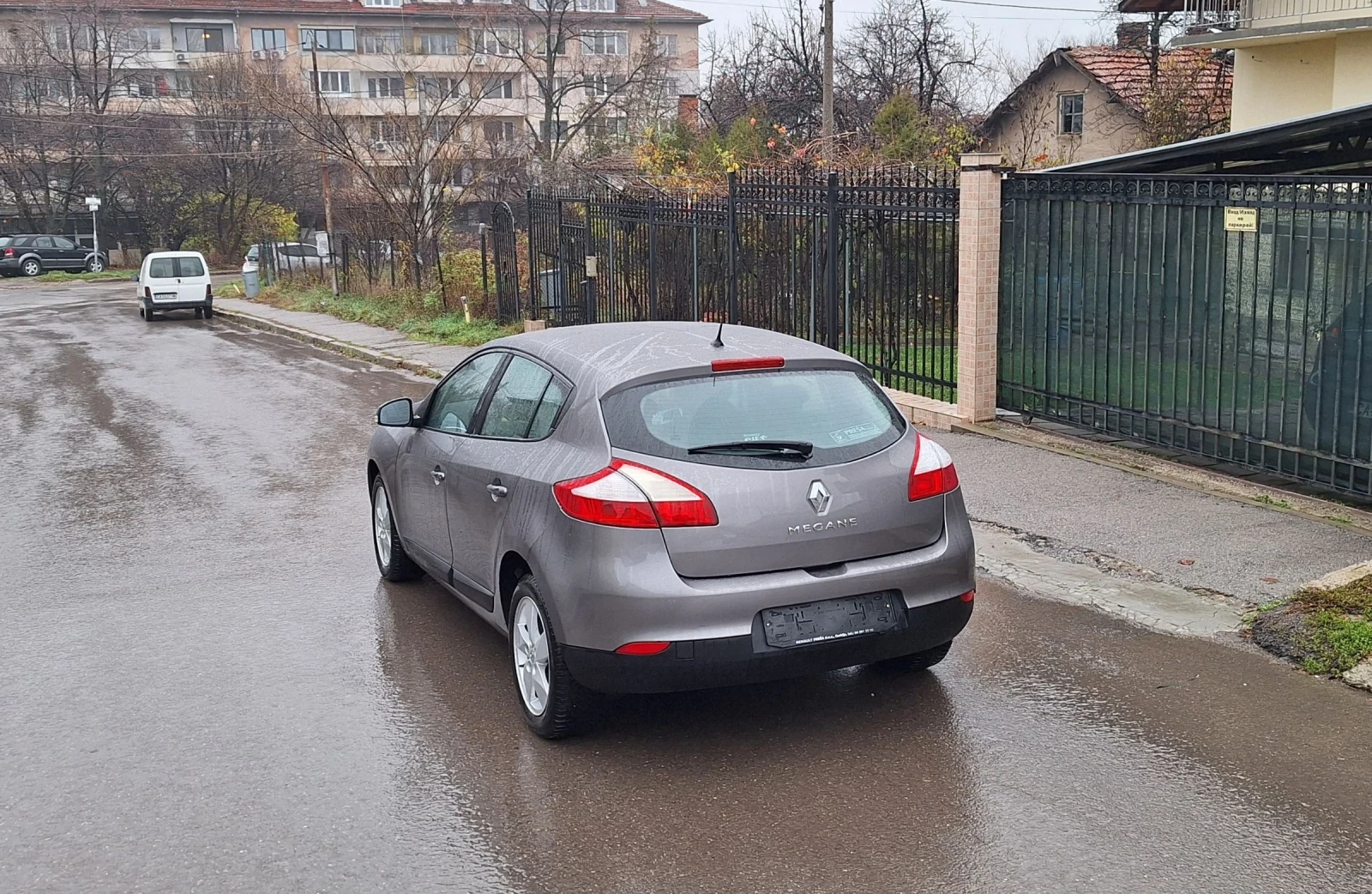 Renault Megane Renault Megan 1.6i бензин 2009г. 6скорости, 110к.с - изображение 3