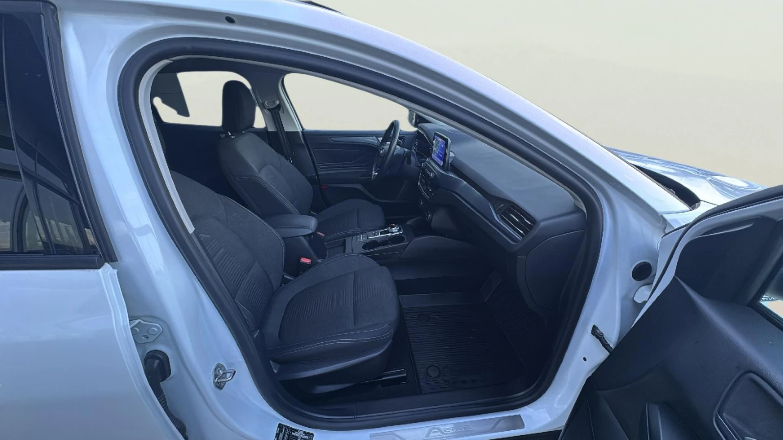 Ford Focus 1.0 EcoBoost | Mobile.bg � ����������� 13