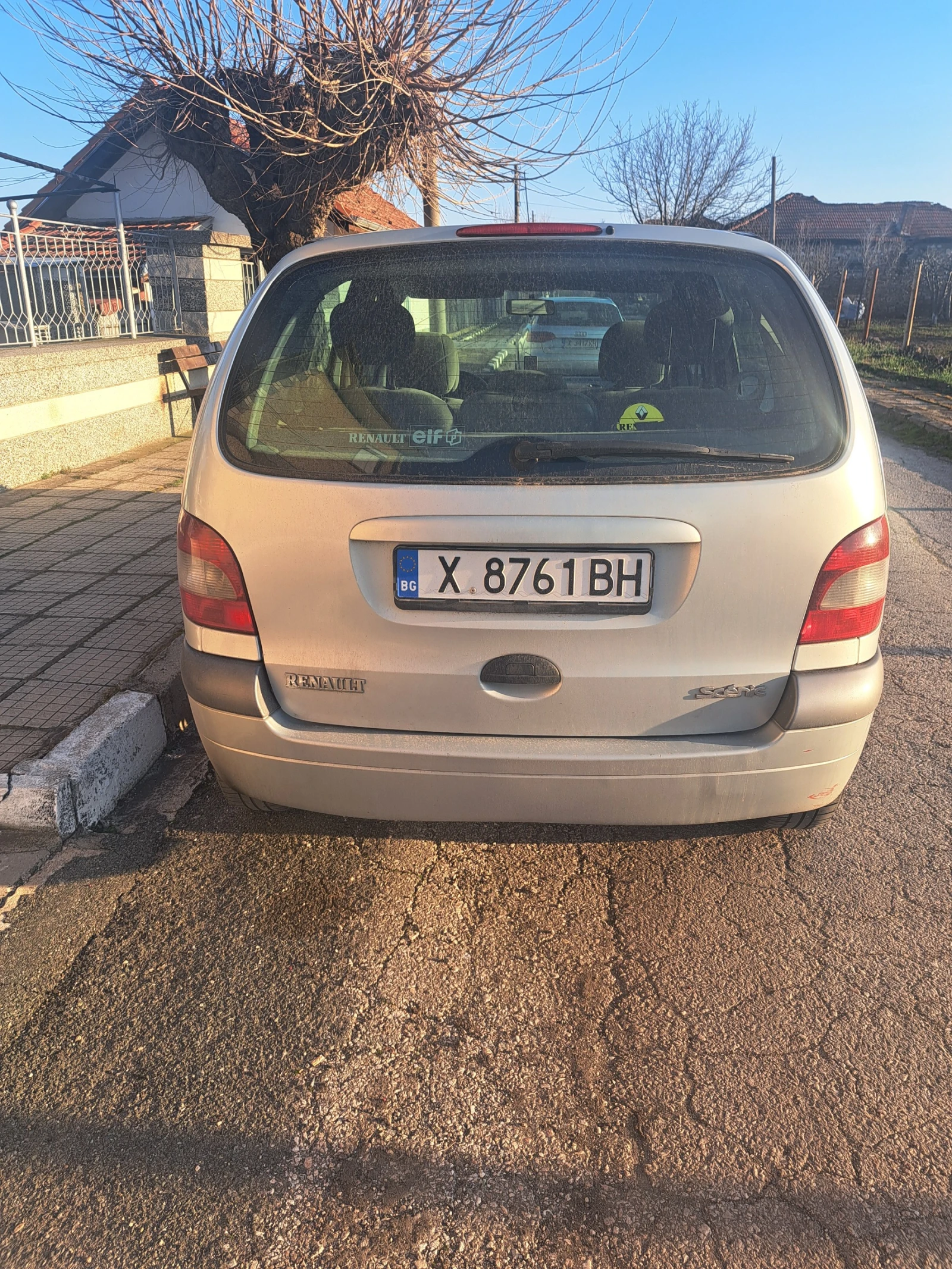 Renault Scenic DCI, снимка 2 - Автомобили и джипове - 53818084