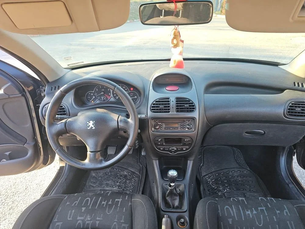 Peugeot 206 1, 6 , снимка 6 - Автомобили и джипове - 53823895