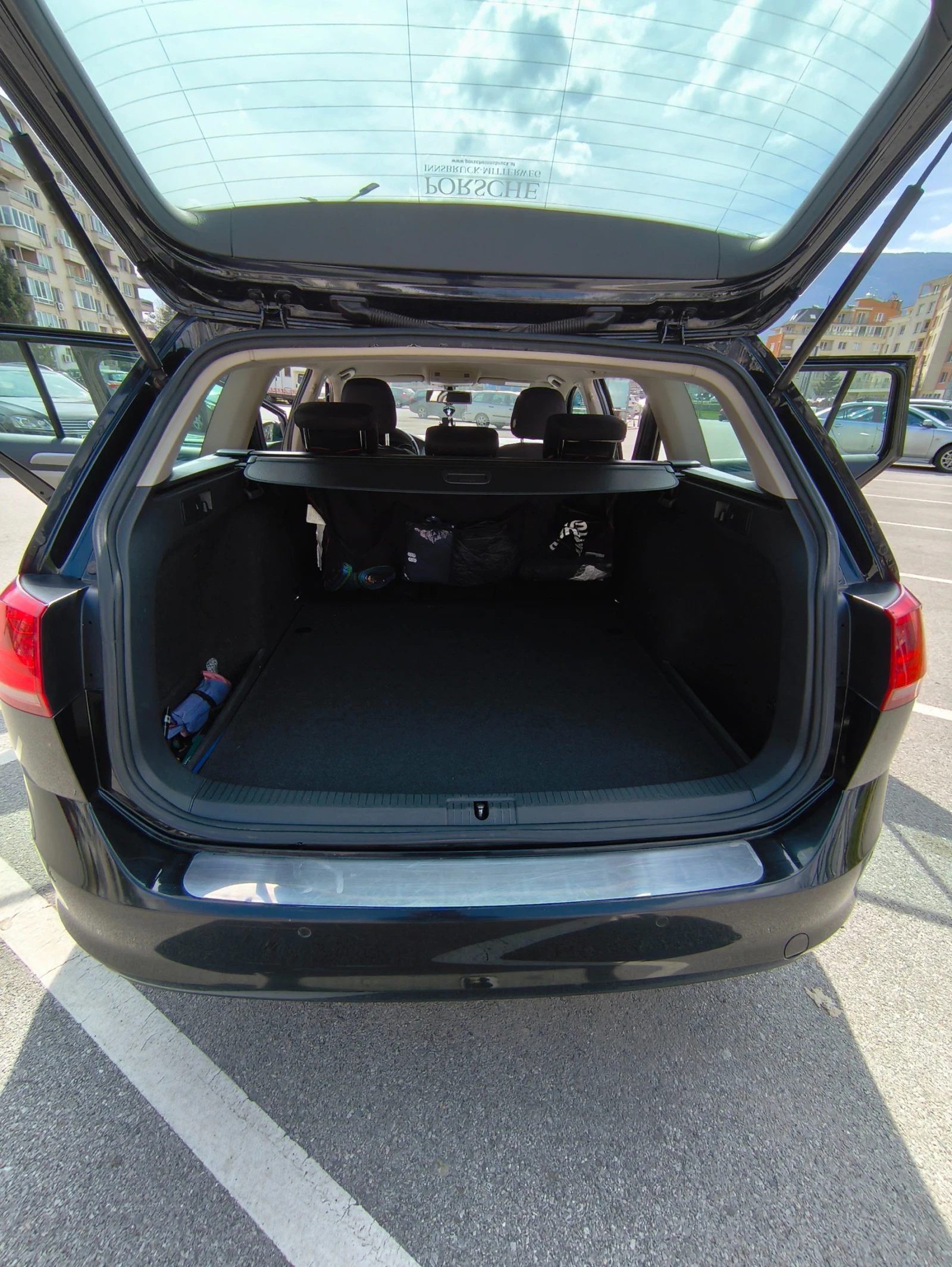 VW Golf Golf 7 1.4 TGI Фабричен Метан, снимка 11 - Автомобили и джипове - 54030810