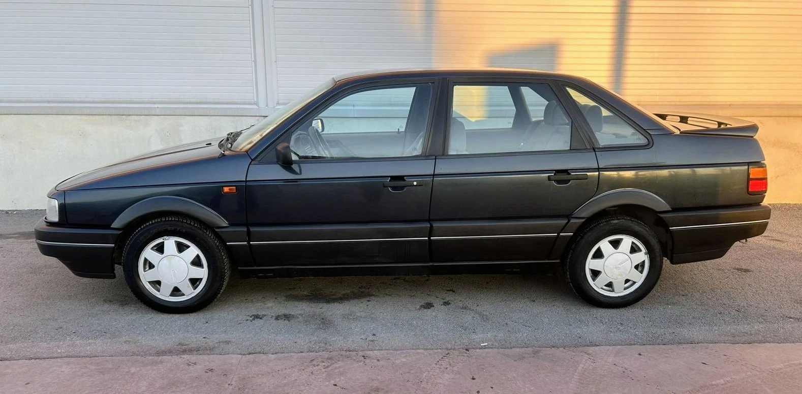 VW Passat, снимка 4 - Автомобили и джипове - 54118067