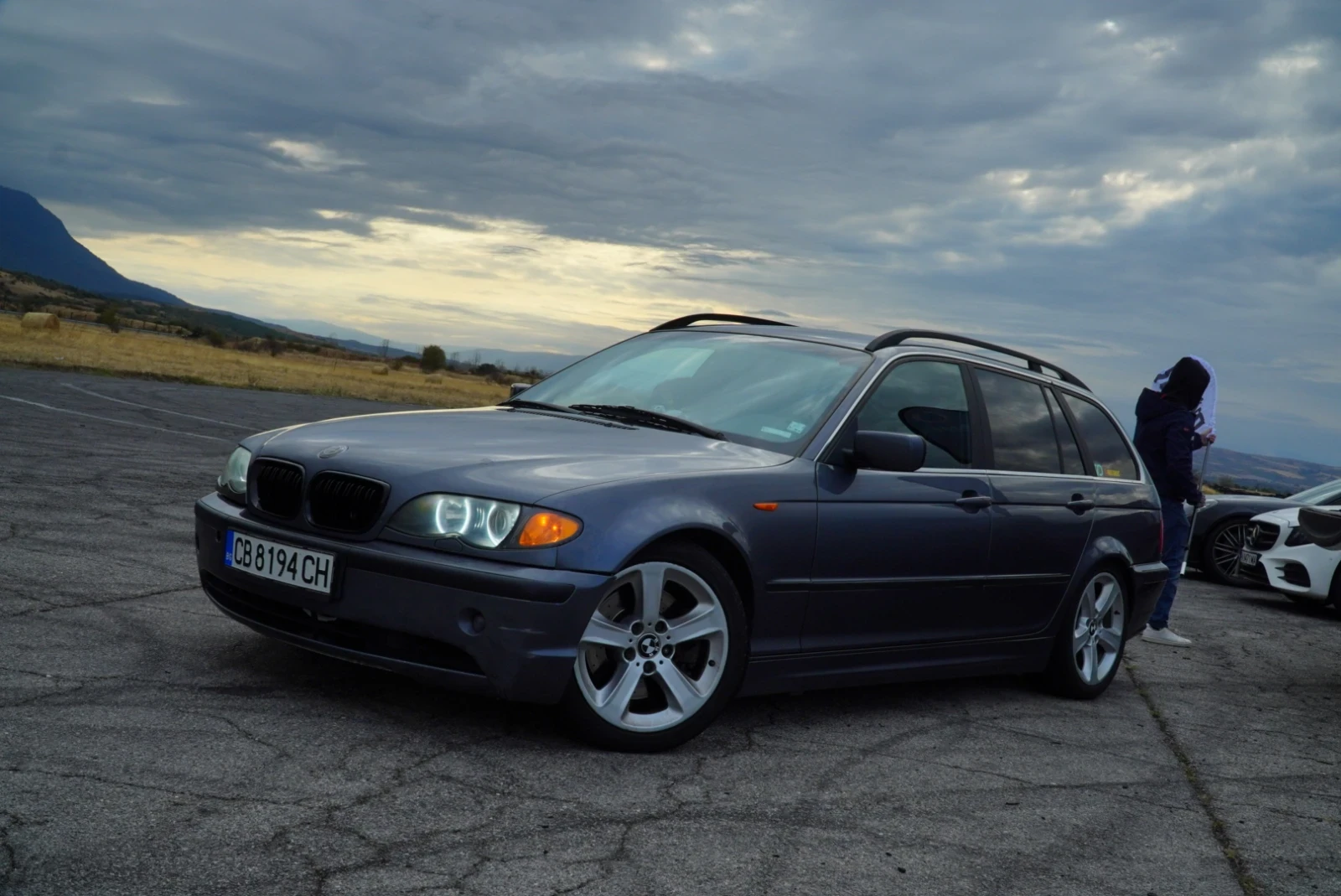 BMW 330 D, снимка 5 - Автомобили и джипове - 54119984