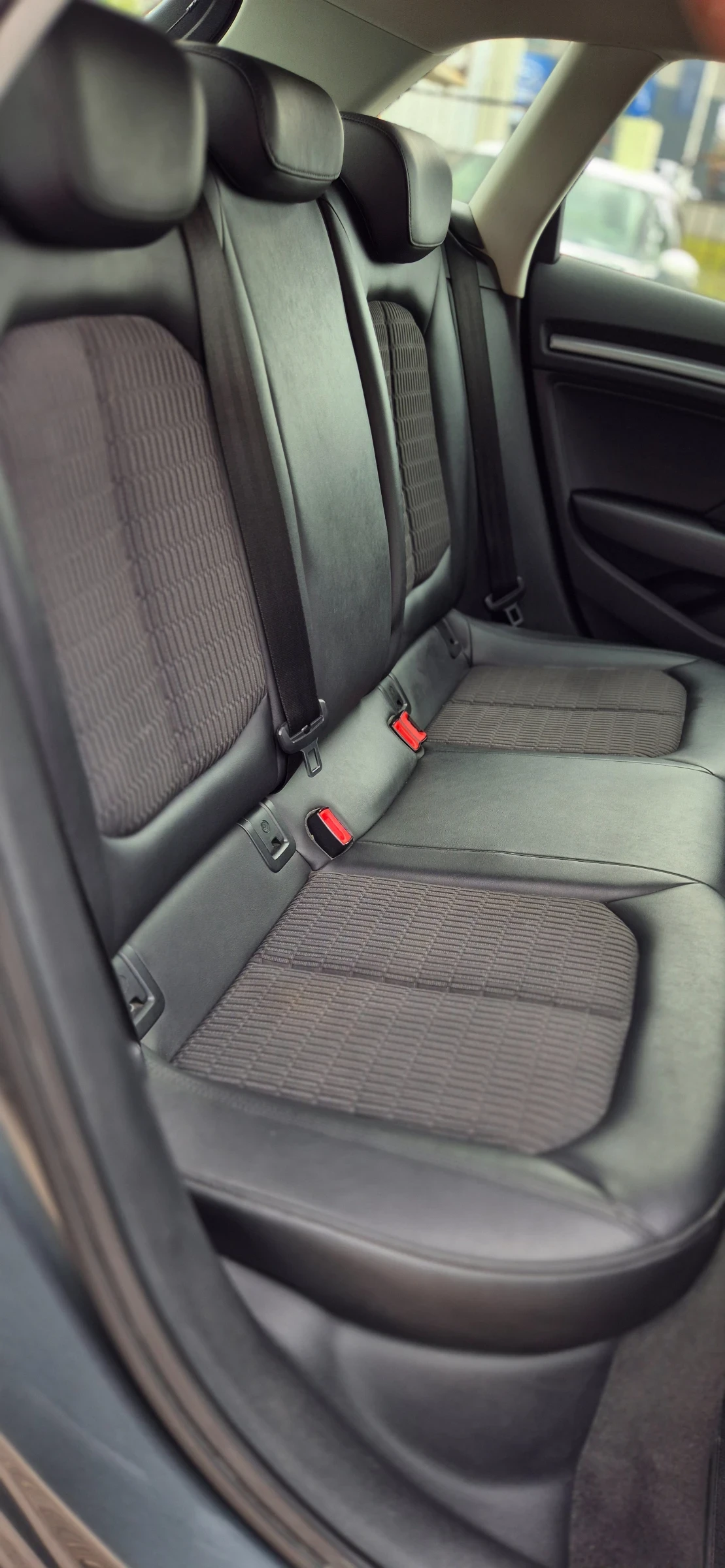 Audi A3 1.6TDI* MEDIA, снимка 11 - Автомобили и джипове - 54156764