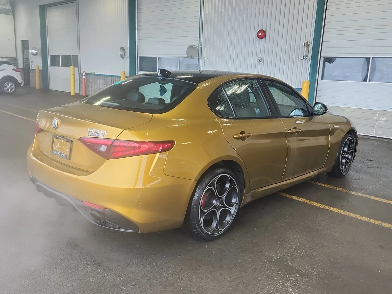 Alfa Romeo Giulia VELOCE AWD, снимка 3 - Автомобили и джипове - 54260458