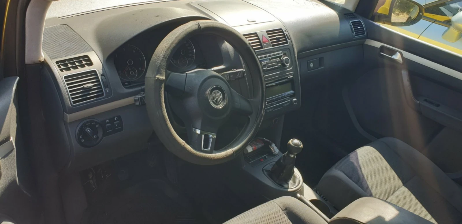 VW Touran 6+ 1 , снимка 7 - Автомобили и джипове - 54765769