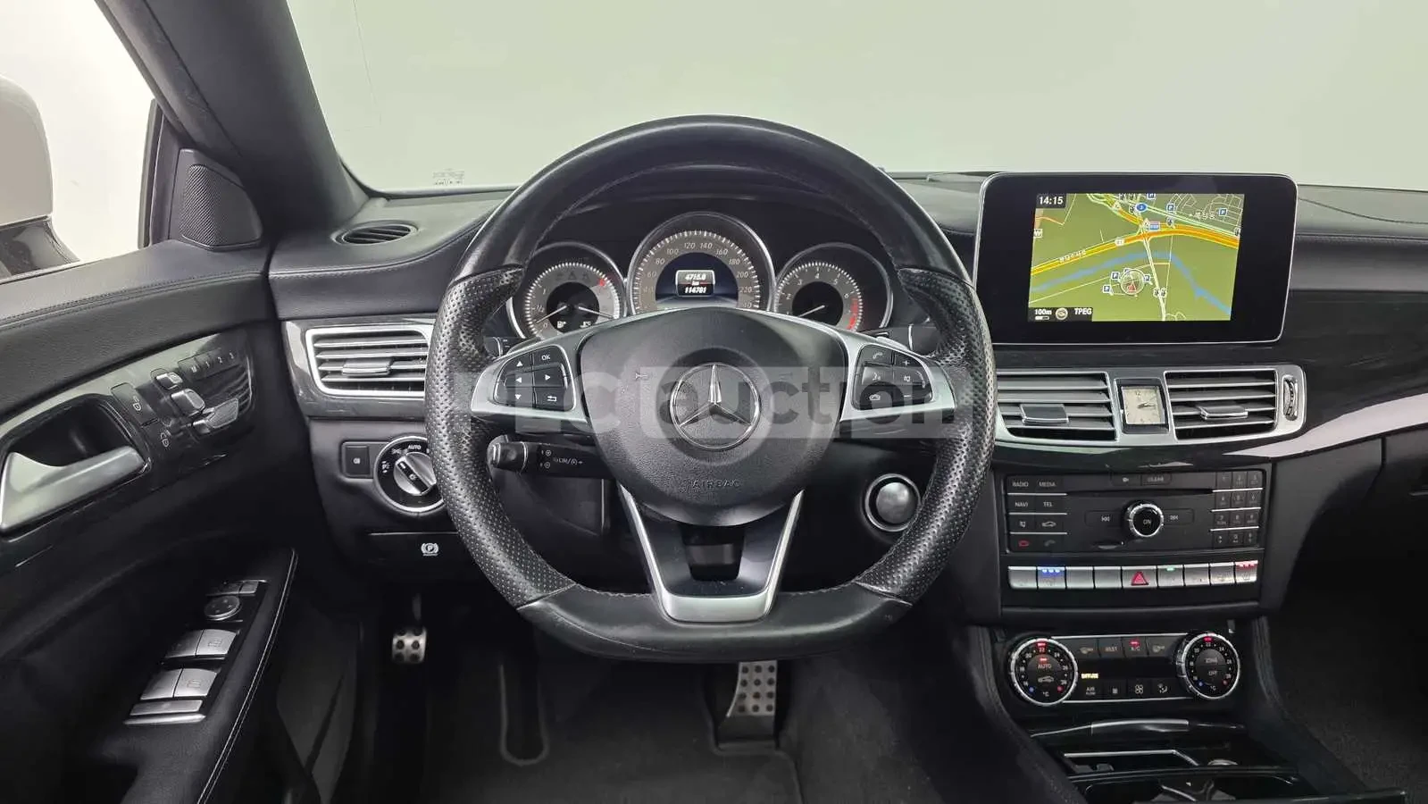 Mercedes-Benz CLS ОБДУХВАНЕ| ПАМЕТ| 360КАМ| АМБИЕНТ| 2 КЛЮЧА| , снимка 10 - Автомобили и джипове - 54836734