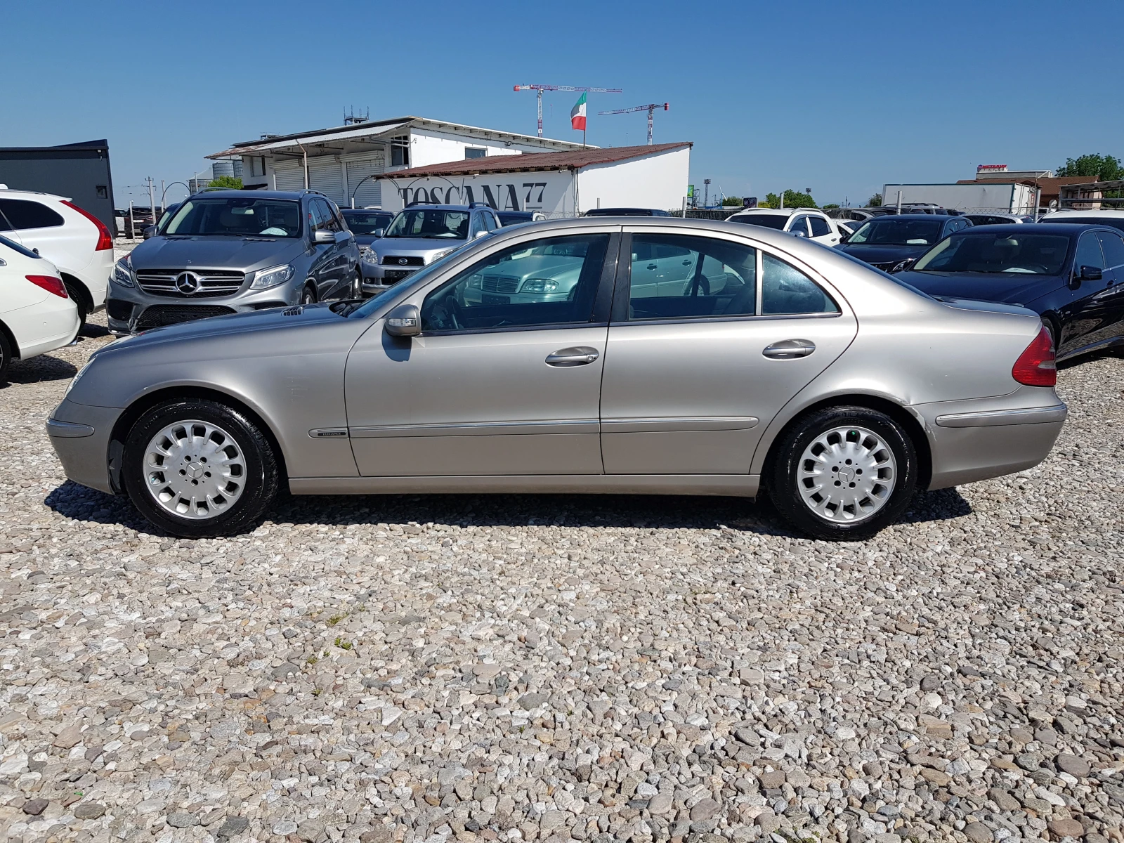 Mercedes-Benz E 220 CDI ELEGANCE , снимка 8 - Автомобили и джипове - 54865003