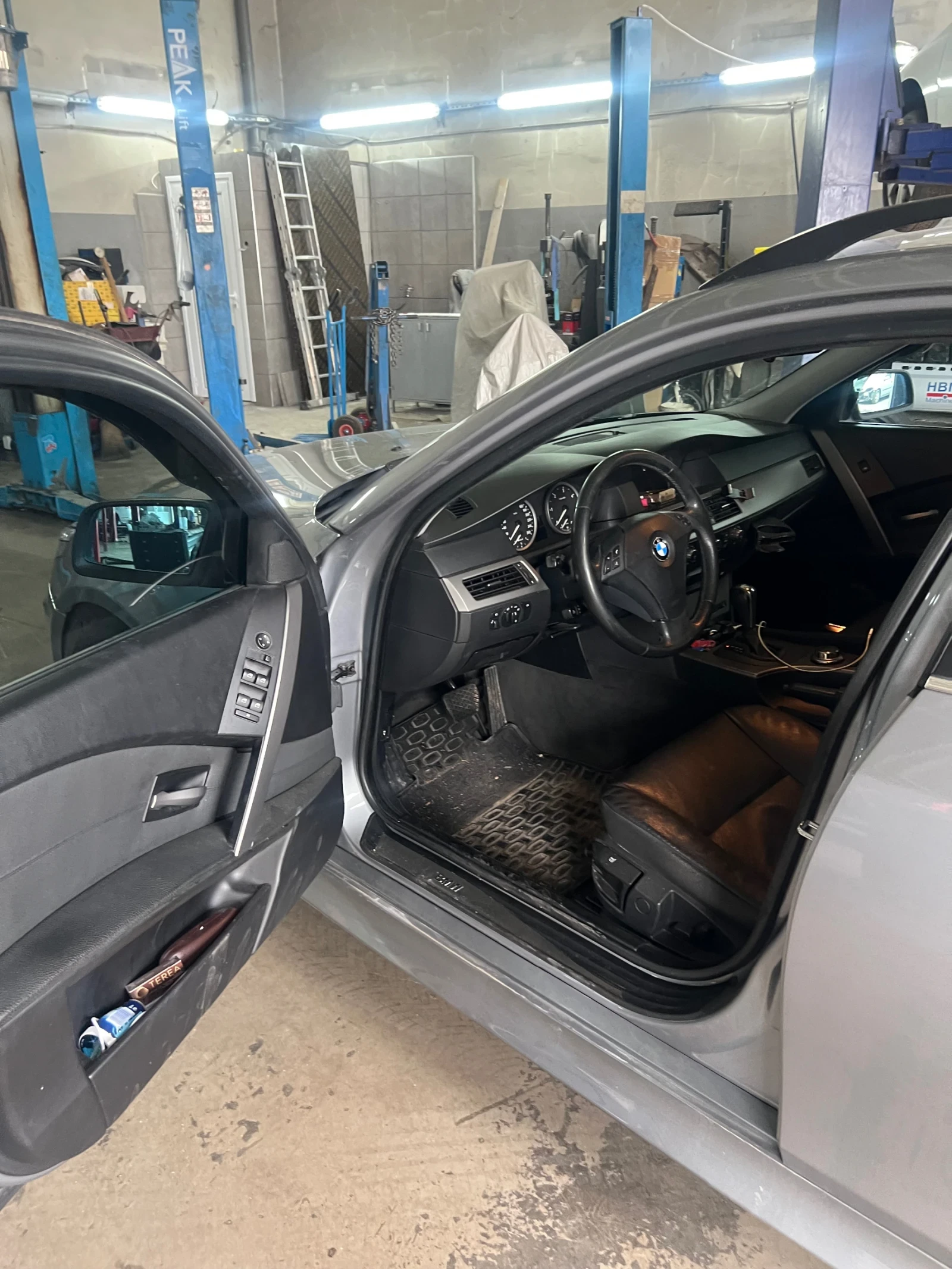 BMW 530, снимка 5 - Автомобили и джипове - 55078414