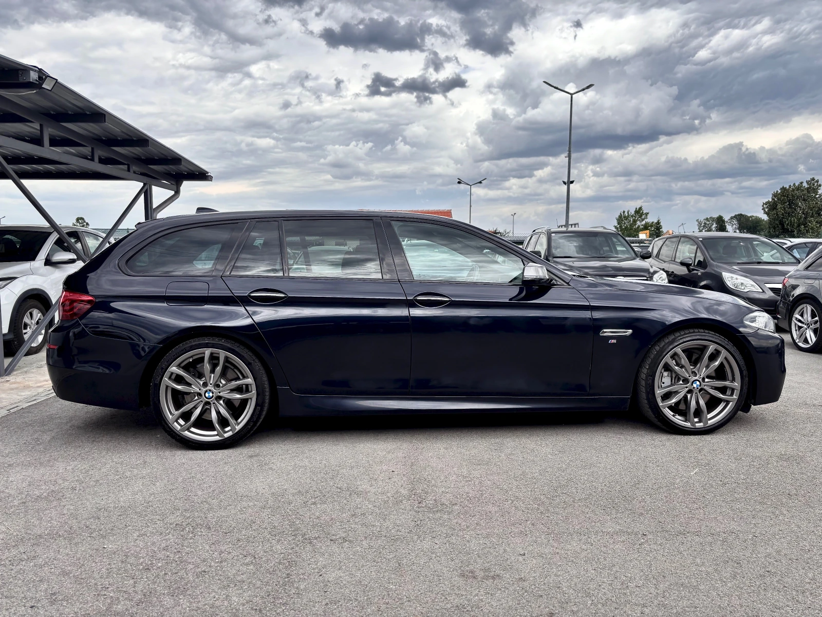 BMW 550 M550d Xdrive, снимка 4 - Автомобили и джипове - 55207222