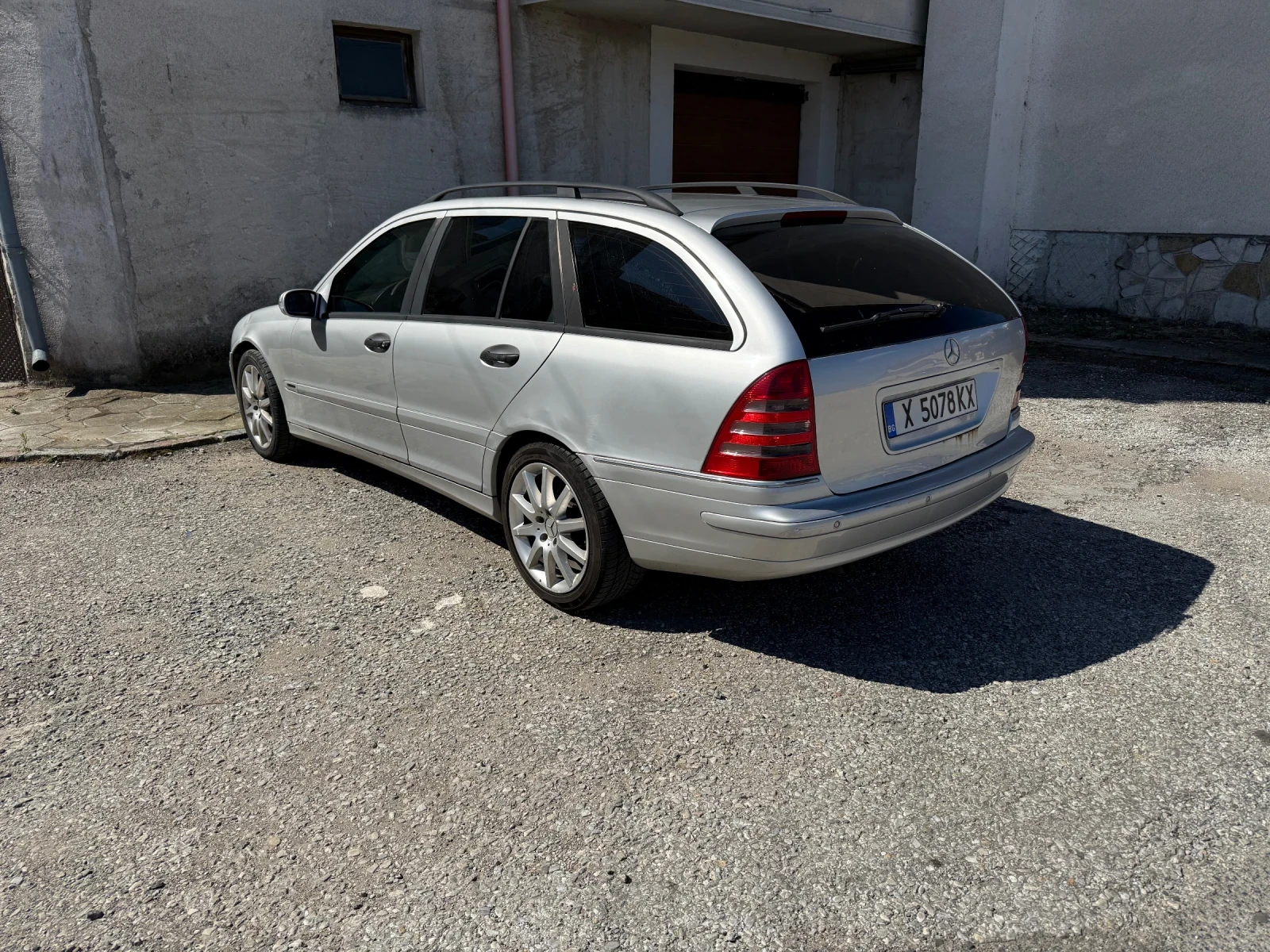 Mercedes-Benz C 200, снимка 3 - Автомобили и джипове - 55506082