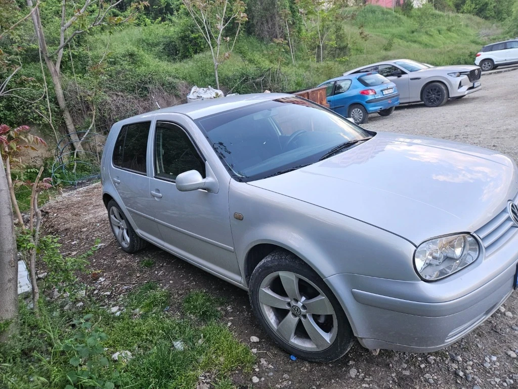 VW Golf, снимка 3 - Автомобили и джипове - 55825201