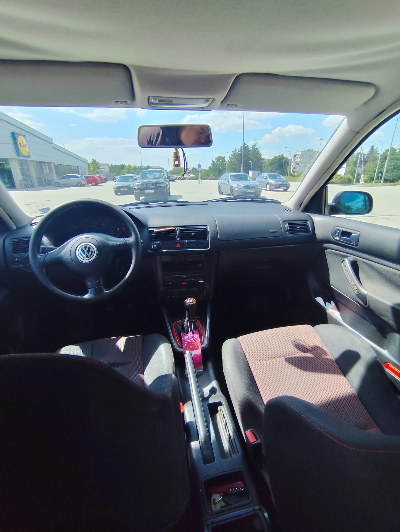 VW Golf 1.8T GTI, снимка 7 - Автомобили и джипове - 55931825