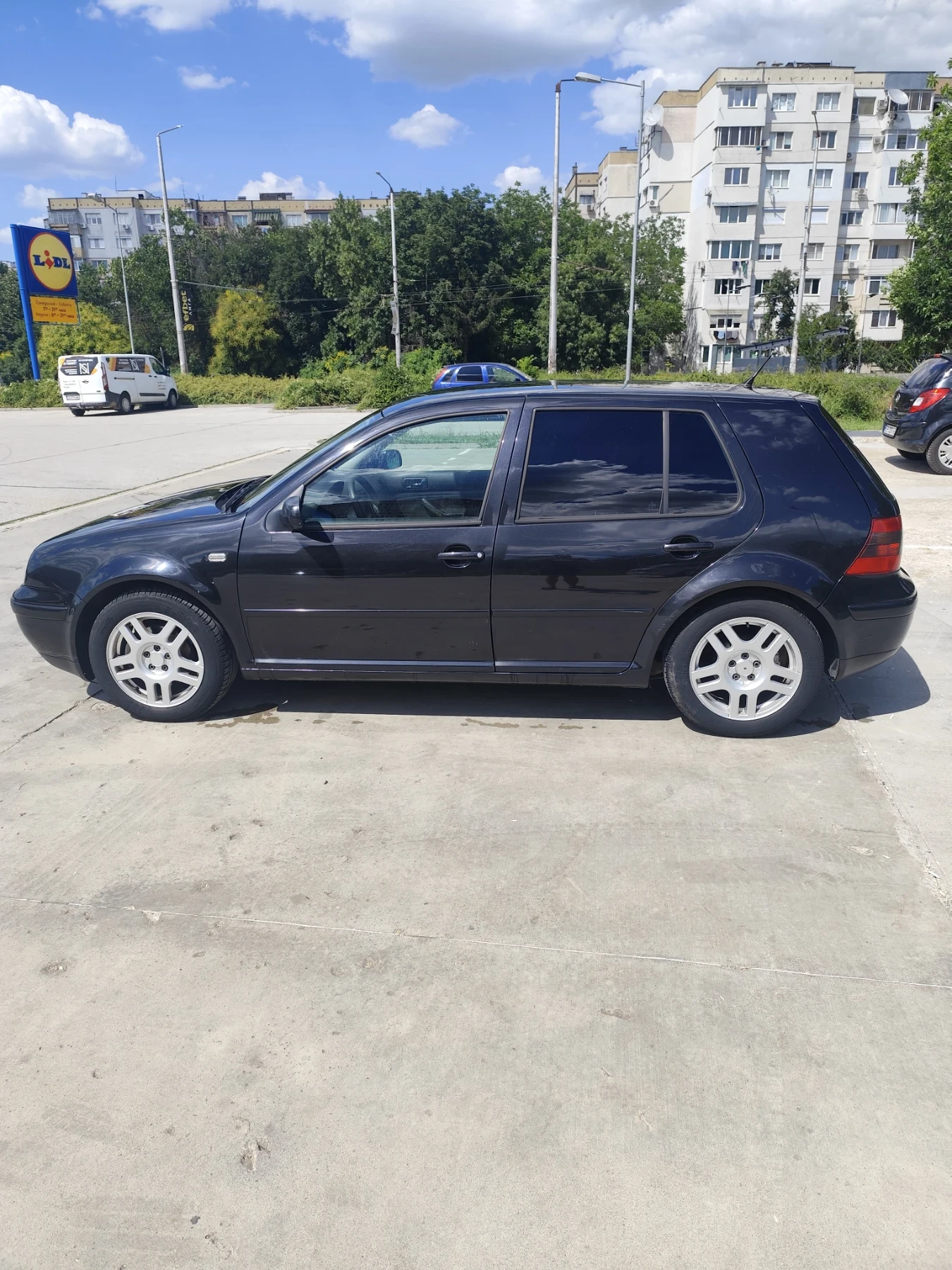 VW Golf 1.8T GTI, снимка 2 - Автомобили и джипове - 55931825