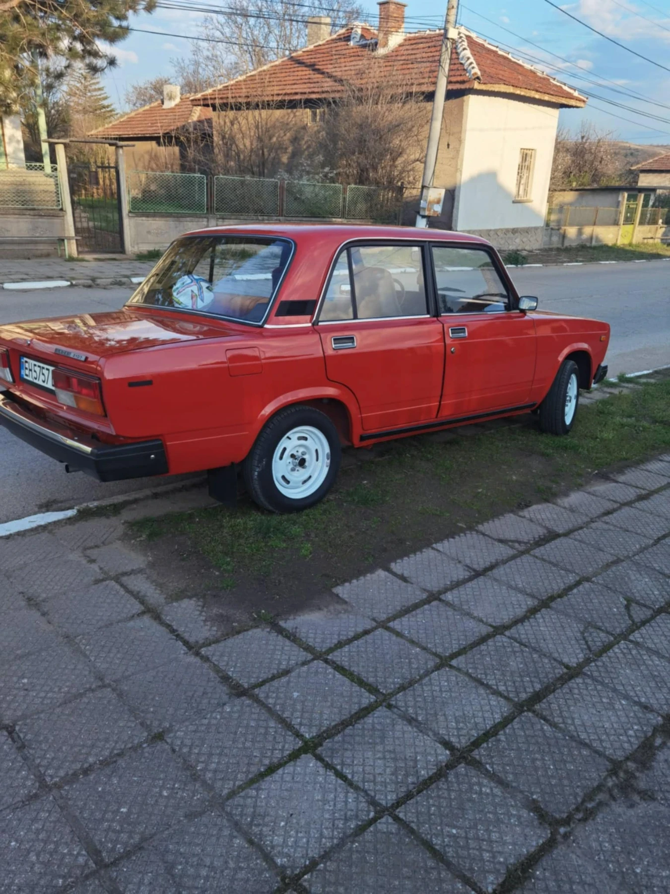 Lada 2107, снимка 2 - Автомобили и джипове - 56522871