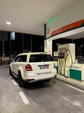     Mercedes-Benz GL 350  CDI/Facelift /129 000 /  