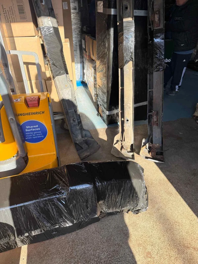 Land Rover Discovery 2.5 Тд5, снимка 3 - Автомобили и джипове - 51908833