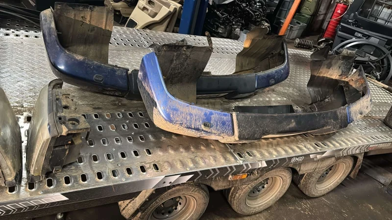 Land Rover Discovery 2.5 Тд5, снимка 4 - Автомобили и джипове - 51908833