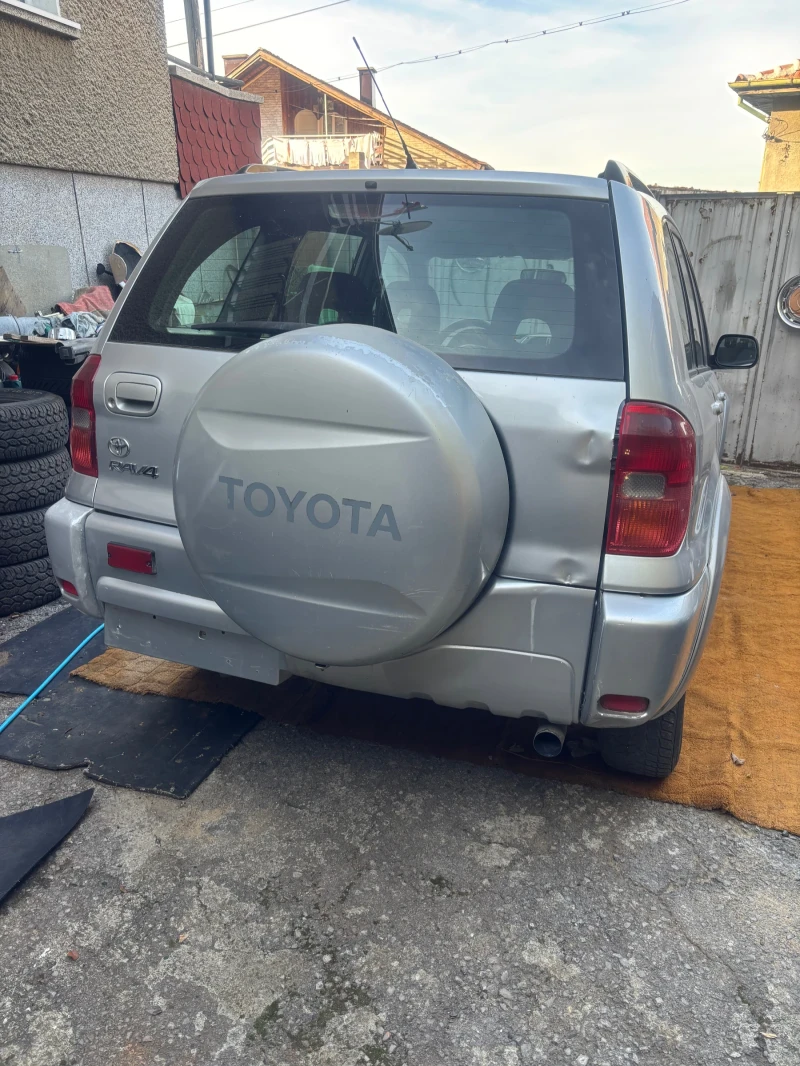 Toyota Rav4, снимка 8 - Автомобили и джипове - 51006081
