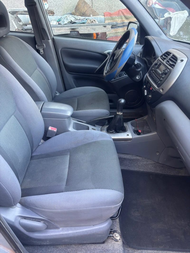 Toyota Rav4, снимка 4 - Автомобили и джипове - 51006081