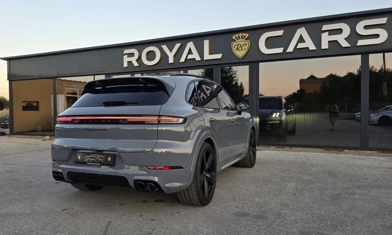 Porsche Cayenne * GTS * PANORAMA* 360* BURMASTER* , снимка 7 - Автомобили и джипове - 52281445