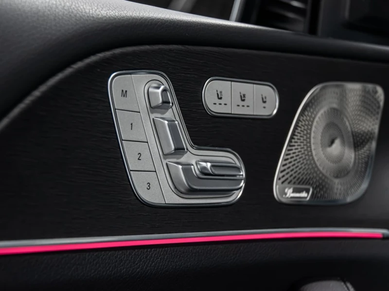 Mercedes-Benz GLS * 450 4MATIC AMG PKG 7 PASSENGER BLIND SPOTS HUD *, снимка 15 - Автомобили и джипове - 52959743