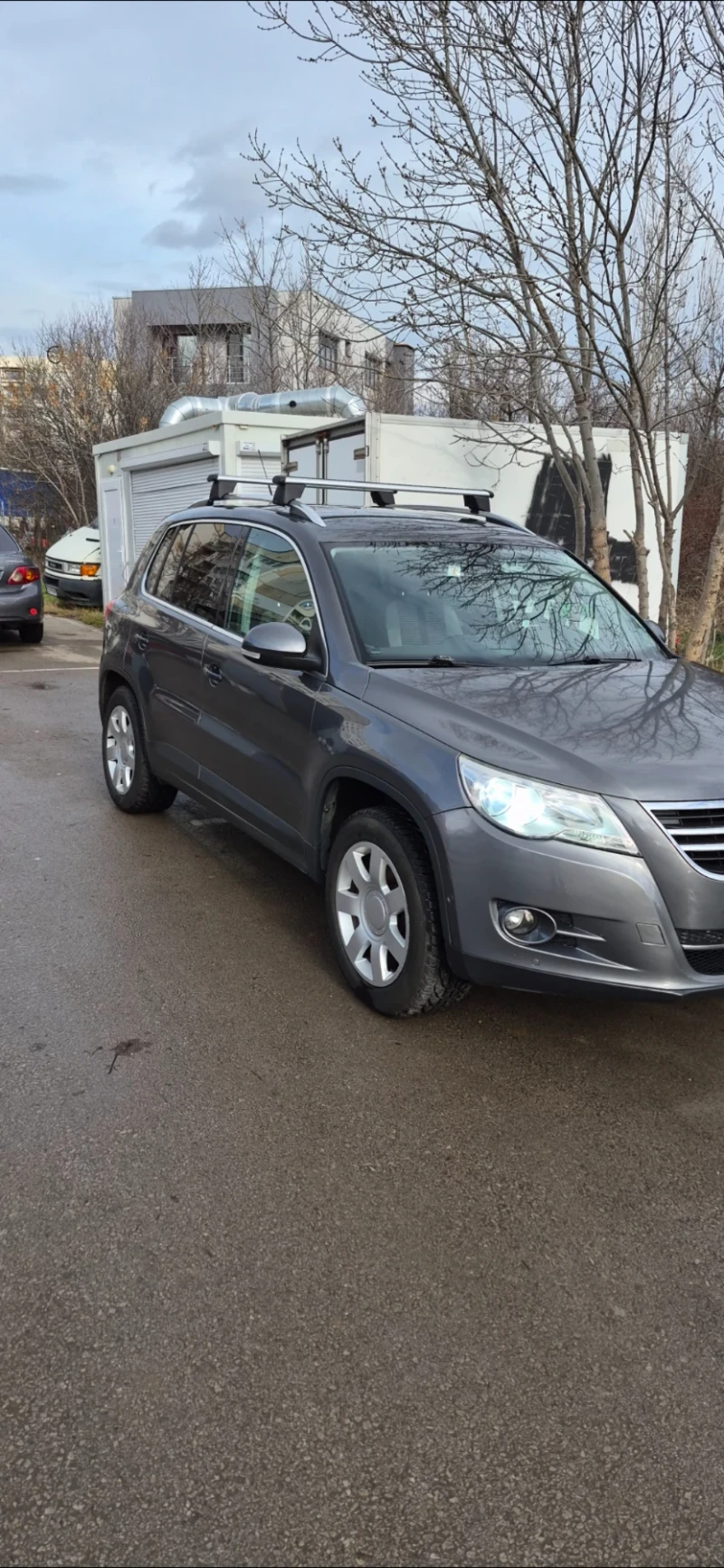 VW Tiguan, снимка 2 - Автомобили и джипове - 53008654